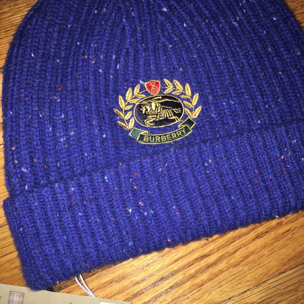 Burberry hat
